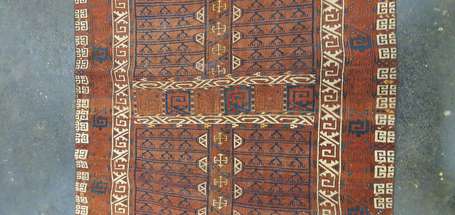 Tapis Ensi (chaîne, trame et velours en laine), 