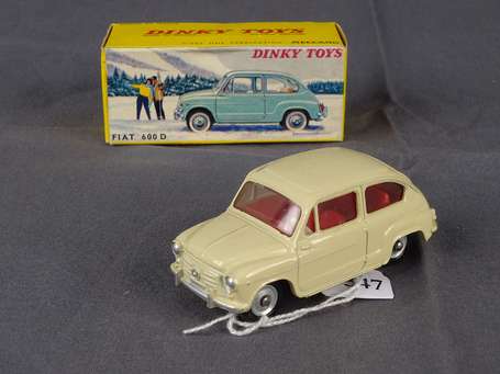 Dinky toys -  Fiat 600 d , couleur blanc - éclat 