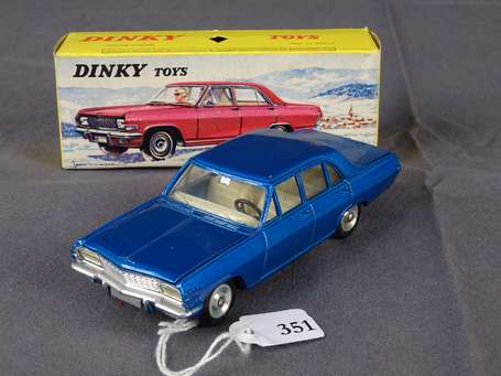 Dinky toys -  Opel Admiral, couleur bleu métalisé 