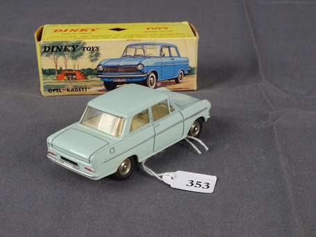 Dinky toys -  Opel Kadett, couleur bleu ciel - 