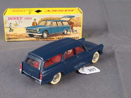 Dinky toys -  Peugeot 404 break, couleur bleu nuit