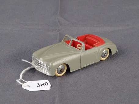 Dinky toys - Simca 8 sport, couleur gris , pare 