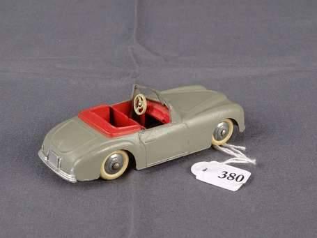 Dinky toys - Simca 8 sport, couleur gris , pare 