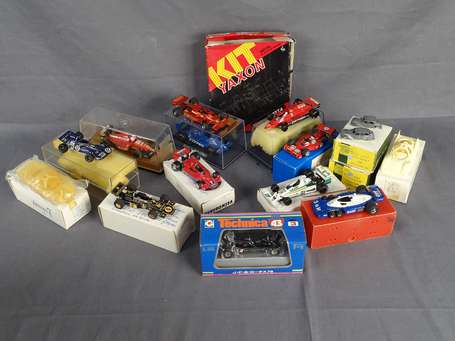 Kits - Lot de kits de voitures F1 et divers dont 