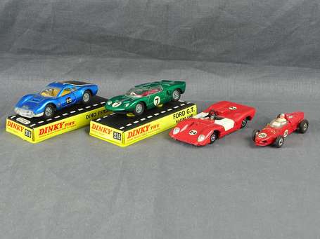 Dinky Toys GB - 4 voitures - Ferrari Dino/Ford 