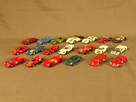 Diverses marques -20 voitures  dont Ferrari