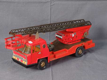 Joustra - Bernard, camion de pompier grande 