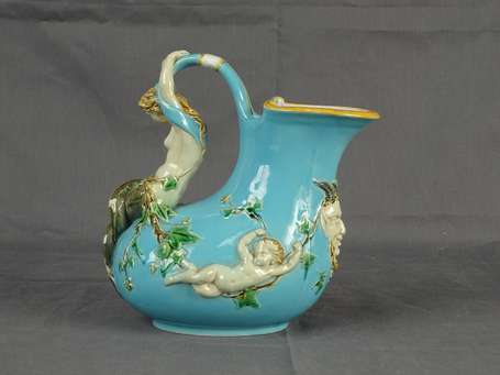 MINTON - Pot en porcelaine bleu ciel décor en bas 