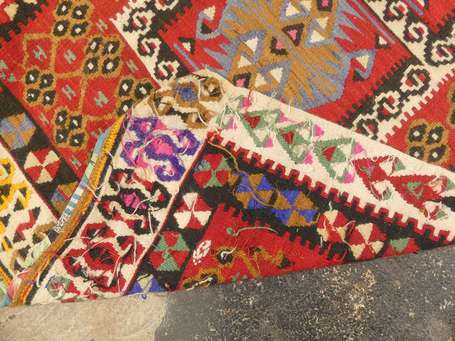 Kilim (chaine et trame en laine), probablement 