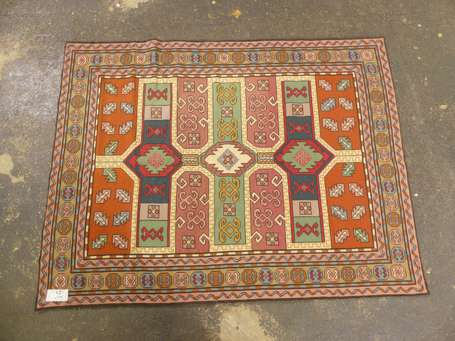 Tapis canevas moderne. 170 x 128 cm