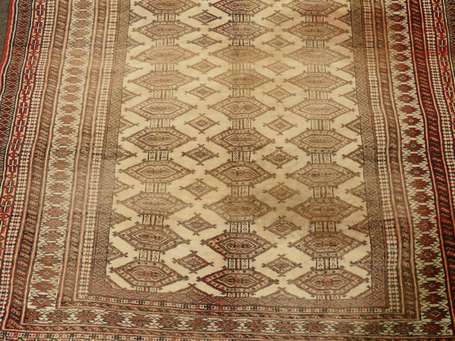 Tapis Turkmène (chaine, trame et velours en 