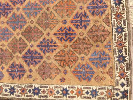 Tapis kurde (chaine, trame et velours en laine), 