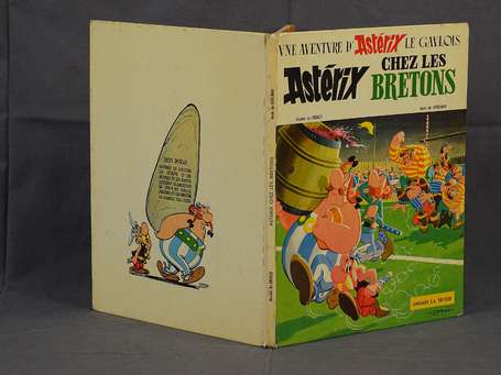 Uderzo : Astérix 8 ; Astérix chez les bretons en 