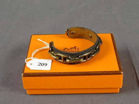 HERMES - Bracelet jonc ouvert en cuir noir orné de