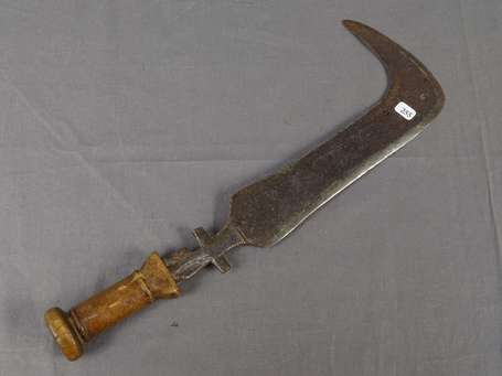 Rare et ancien couteau de guerrier de type 