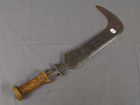 Rare et ancien couteau de guerrier de type 