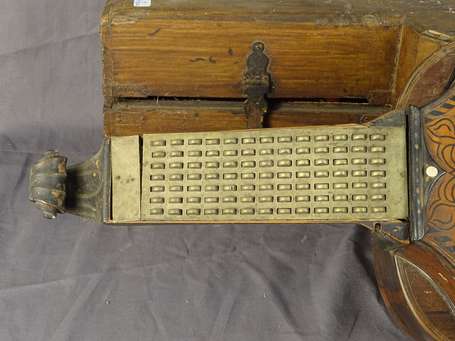 Mélophone par BROWN à Paris, n° 186, caisse en 