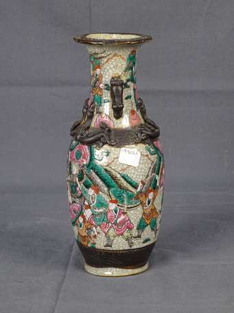 CHINE Nankin Vase balustre en porcelaine, décor 