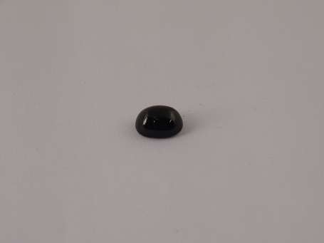 Cabochon d'enstatide, P. 3,9 carats