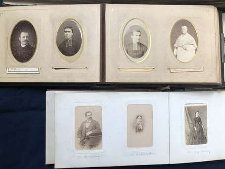 Ensemble de 5 Albums de photos CDV et Cabinet , 