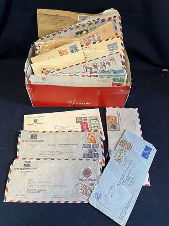 Marcophilie - Une boite de courriers étrangers , 