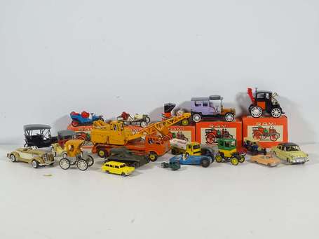 Dinky toys/Rami - Lot de vehicules - certaines 