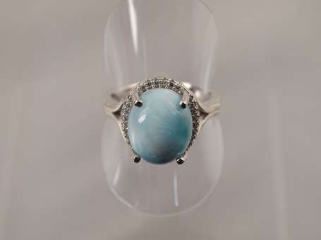 Bague en argent 925 millièmes sertie d'un larimar 