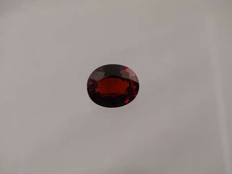 Grenat spessartite taille ovale 4.90 cts