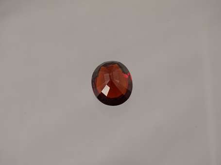 Grenat spessartite taille ovale 4.90 cts