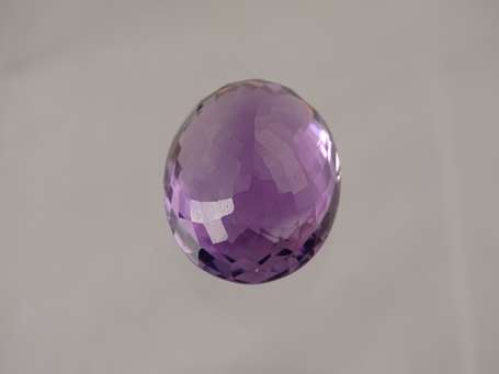 Belle améthyste ovale 36.26 cts