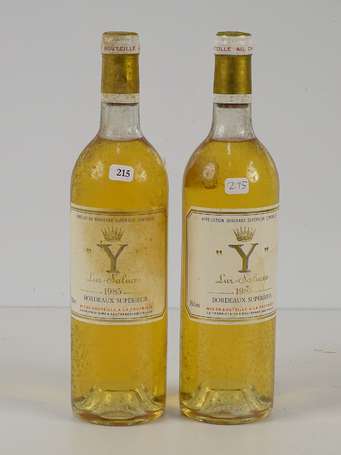 2 Bts Y de Yquem 1985 (ET, Niv 8 cm du goulot)