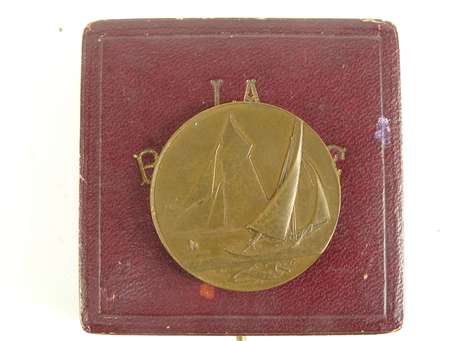 Médaille de table - 1 médaille en boite - régates 