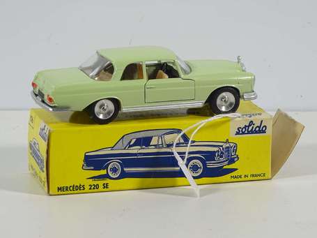 Solido - Mercedes 220 se - couleur vert clair, 