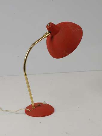 Lampe de bureau en laiton, le pied et l'abat-jour 