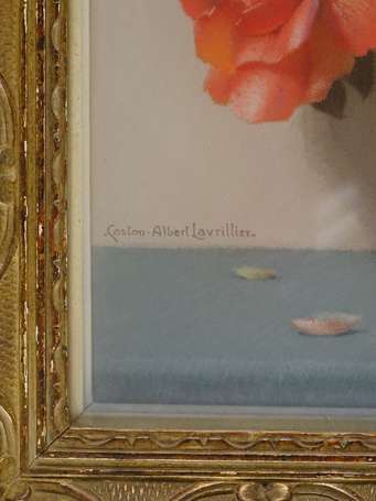 ALBERT-LAVRILLIER Gaston 1885-1958 Vase de roses. 
