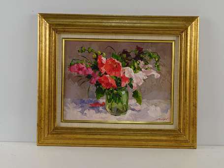 ECOLE RUSSE XXème siècle Bouquet. Huile sur toile,