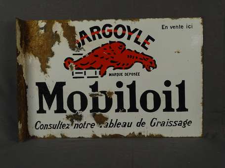 MOBILOIL : Plaque émaillée double-face à équerre. 