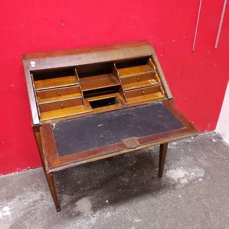 Bureau scriban placage et marqueterie, pieds 