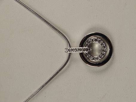 SWAROVSKI, collier en métal argenté et strass 