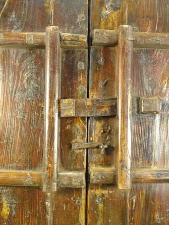 CHINE Paire de portes en bois naturel, le cadre et