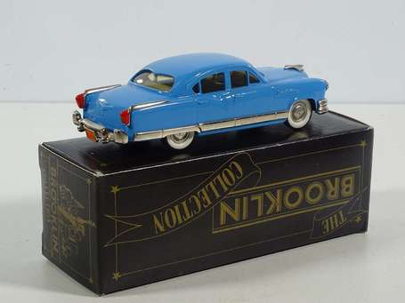 Brooklin Models  - Kaiser manhattan sedan  1953 - 