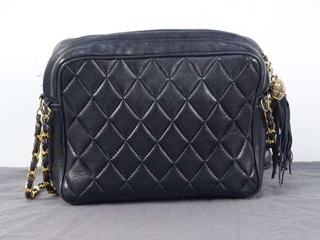 CHANEL, sac en agneau noir partiellement 