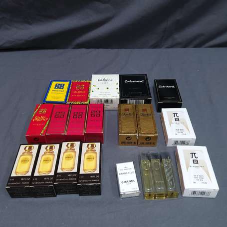 GIVENCHY Lot de 20  Flacons, miniatures et 