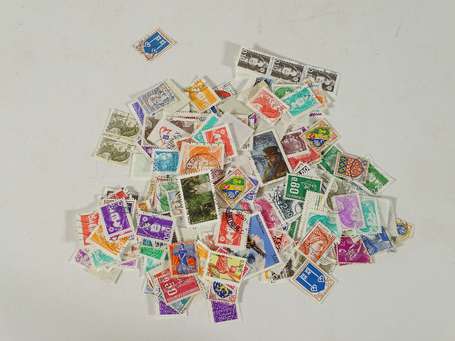 France, lot de feuilles vierges + album de timbres