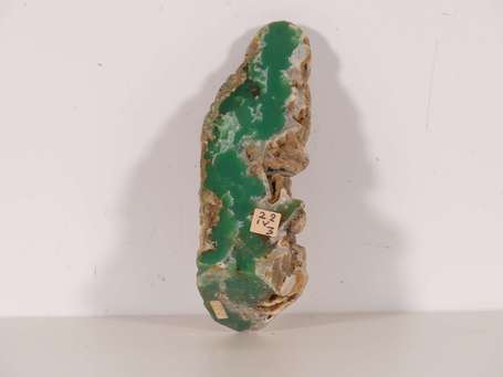 Chrysoprase, bloc scié. L. 12,5 cm, l. 5 cm, P. 