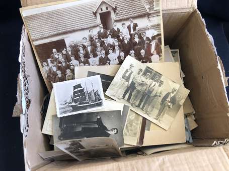 un Carton de Photos anciennes , à trier