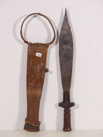 Ancien petit sabre de guerrier en bois et métal 