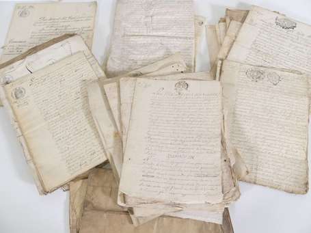 Environ 35 actes notariés : 7 du XVIIé siècle, 25 