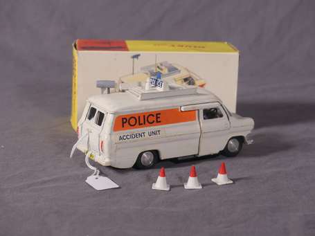 Dinky toys GB - Camionnette Ford Transit police - 