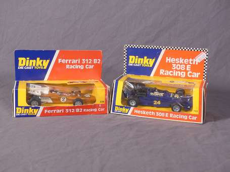 Dinky toys GB - 2 véhicules - 2 formules 1 - neuf 
